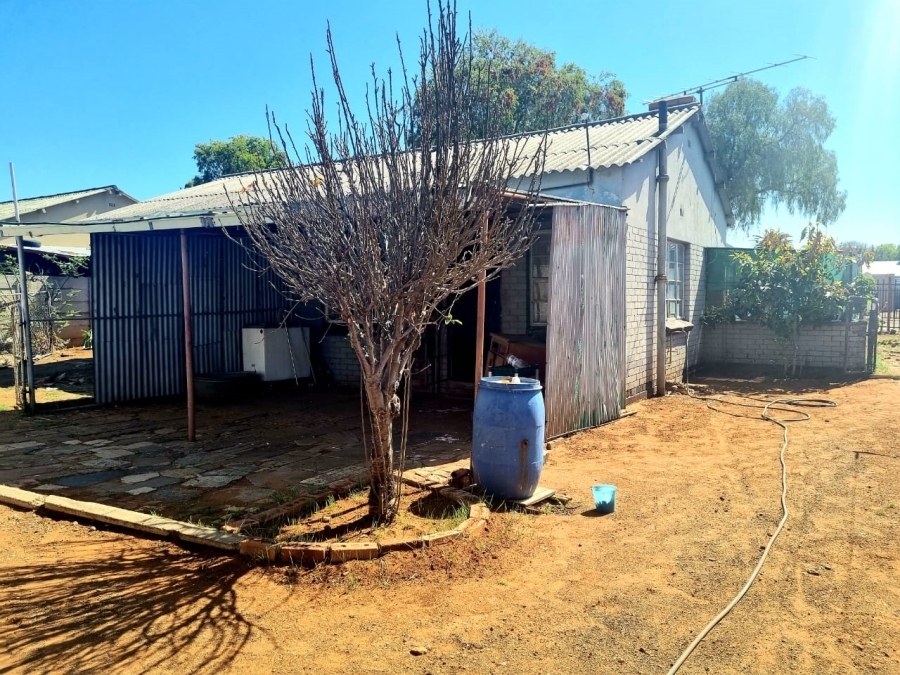 3 Bedroom Property for Sale in Beaconsfield Northern Cape